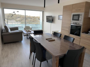Appartement rénové avec garage privé, balcon et vue mer - FR-1-482-87